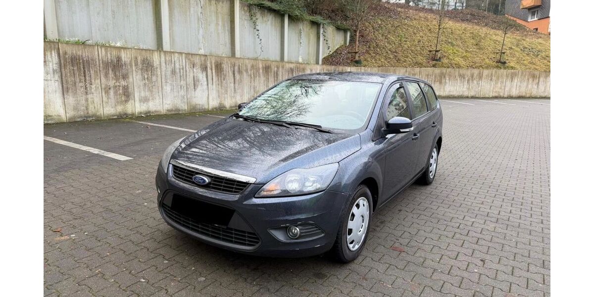 Ford Focus 111.000 km 2.999 &euro; Remscheid 42853