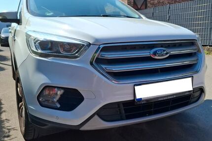 Ford Kuga 123.800 km 10.800 &euro; Langenfeld 40764