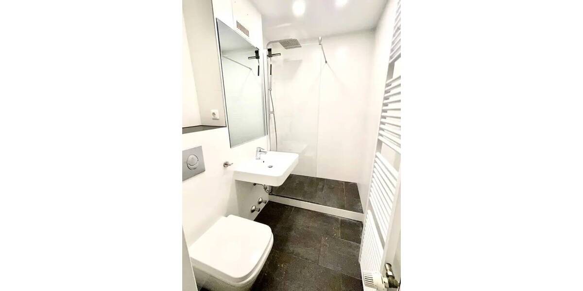 Etagenwohnung Köln Zollstock - 2 Zimmer, 47 m&sup2;, 752&euro; | Angebot:26411215