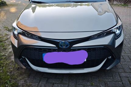 Toyota Corolla 50.300 km 21.500 &euro; Düsseldorf 40211