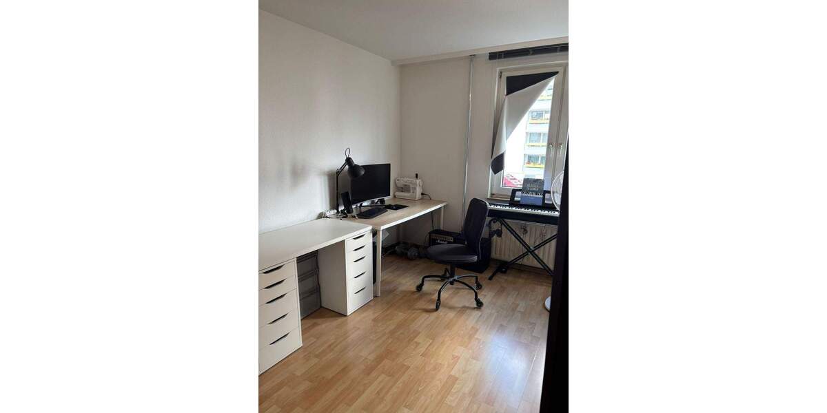 Eigentums - Appartementwohnung mit Tiefgaragenstellplatz in Marienburg - 1 km zum Rhein, 2 km zur A 4, 4 km zum Dom 1 zimmer