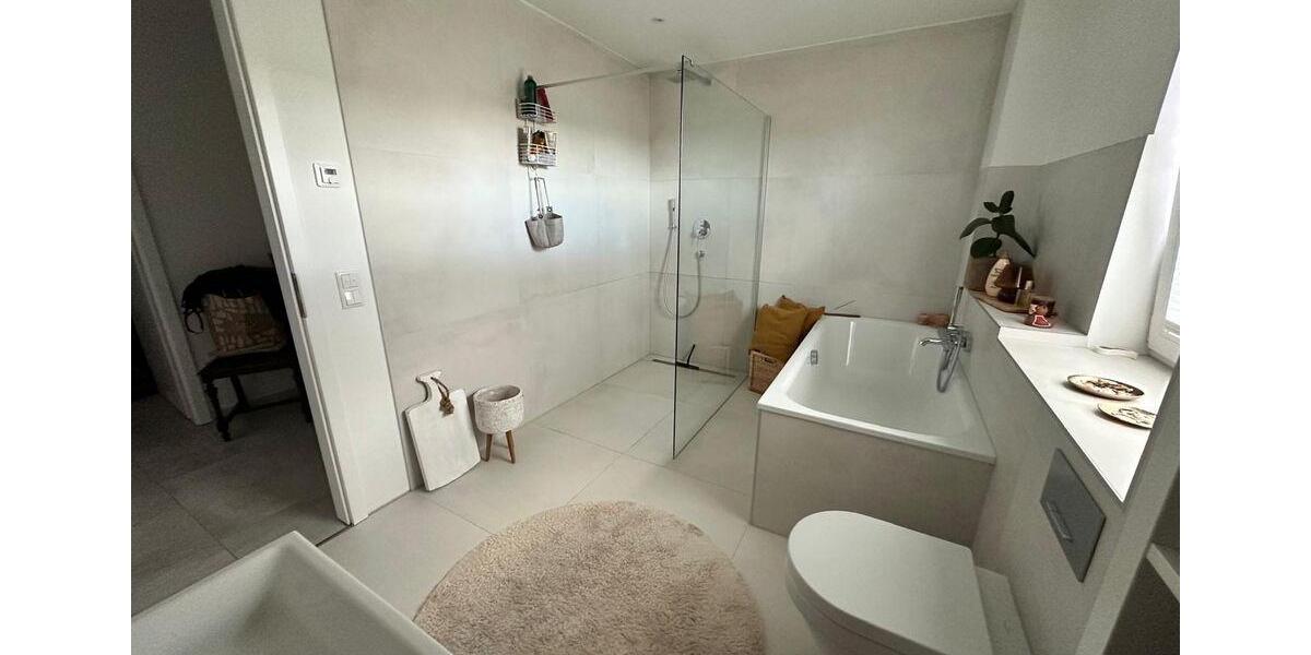 Barrierefrei - 3,5 Zimmer - 119qm - eigene Etage - Balkon - A+ 3.5 zimmer