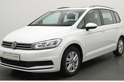 VW Touran 44.341 km 26.488 &euro; Leverkusen 51379