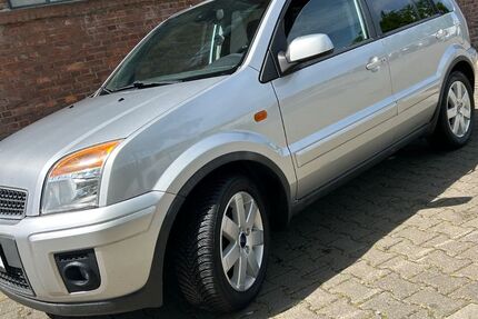 Ford Fusion 65.742 km 4.390 &euro; Köln 51069
