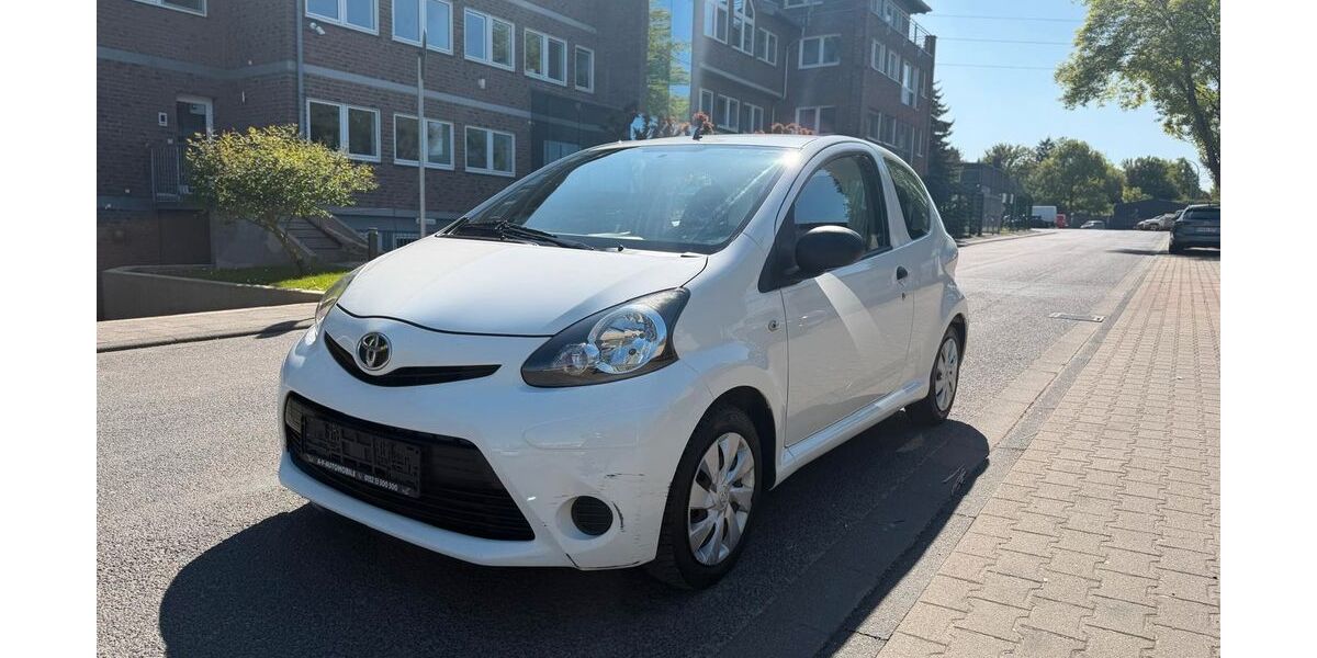 Toyota Aygo (X) 197.213 km 2.199 &euro; Wesseling 50389