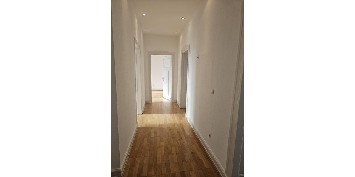 Etagenwohnung Leverkusen - 4 Zimmer, 150 m&sup2;, 1.395&euro; | Angebot:26357528