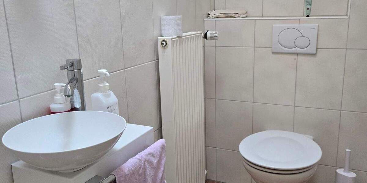 Gewerbeobjekt Frechen Habbelrath - 8 Zimmer, 850.000&euro; | Angebot:24234706