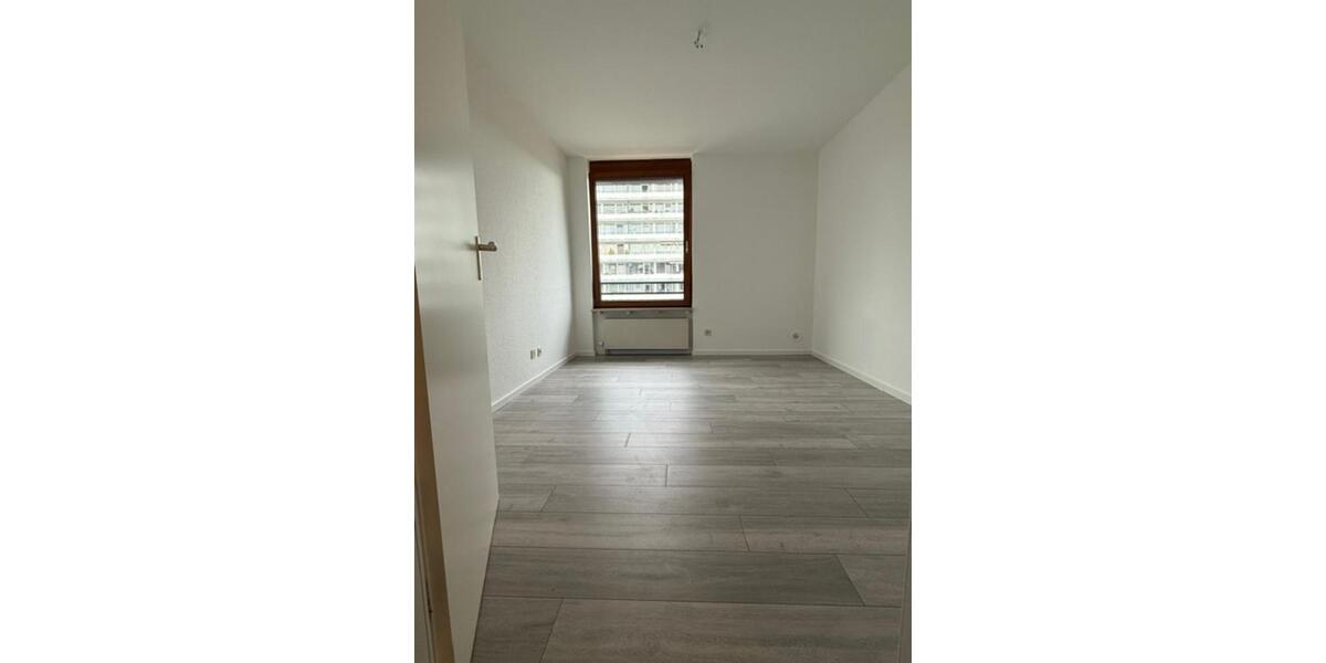 Helle 3-Zimmer Wohnung mit Balkon in Refrath von Privat 3 zimmer