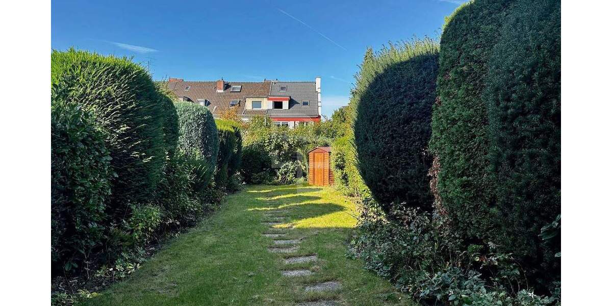 Reihenmittelhaus Köln Mauenheim - 4 Zimmer, 120 m&sup2;, 599.000&euro; | Angebot:24042425