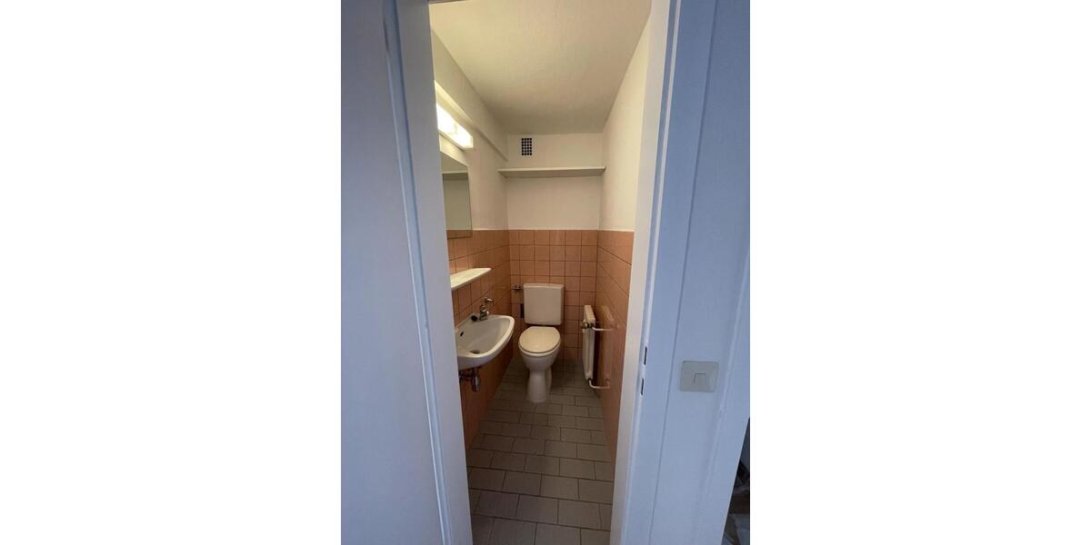 Etagenwohnung Düsseldorf Niederkassel - 3 Zimmer, 85 m&sup2;, 1.235&euro; | Angebot:26215019