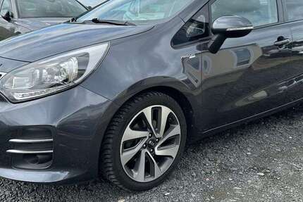 Kia Rio 121.103 km 9.850 &euro; Bergheim 50127