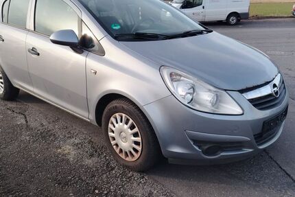 Opel Corsa 183.050 km 1.499 &euro; Köln 50829