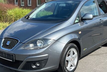 Seat Altea 111.000 km 5.900 € Neuss 41460