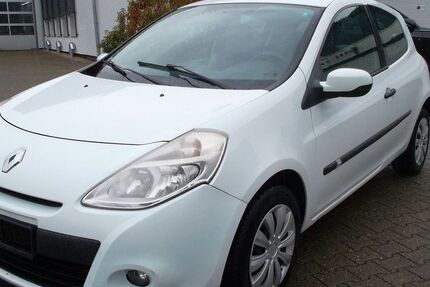 Renault Clio 488.500 km 599 &euro; Hilden 40721
