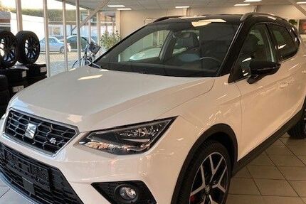 Seat Arona 25.500 km 19.600 &euro; Köln 50677