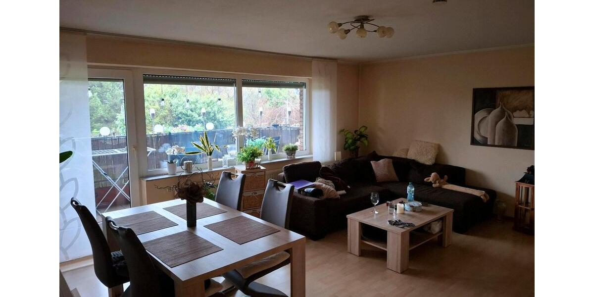 Etagenwohnung Hürth - 3 Zimmer, 85 m&sup2;, 1.020&euro; | Angebot:25616636