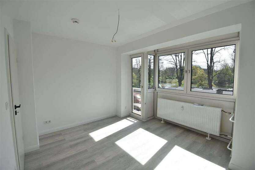 Wohnung zum Mieten in Düsseldorf 665 € 17.58 m² 1 zimmer