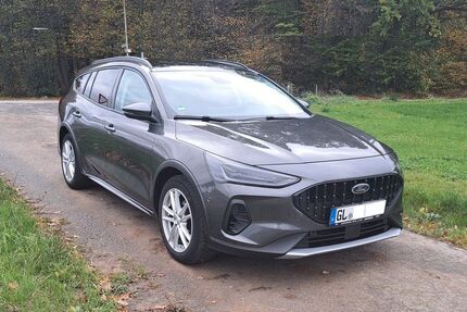 Ford Focus 19.600 km 22.600 € Overath 51491