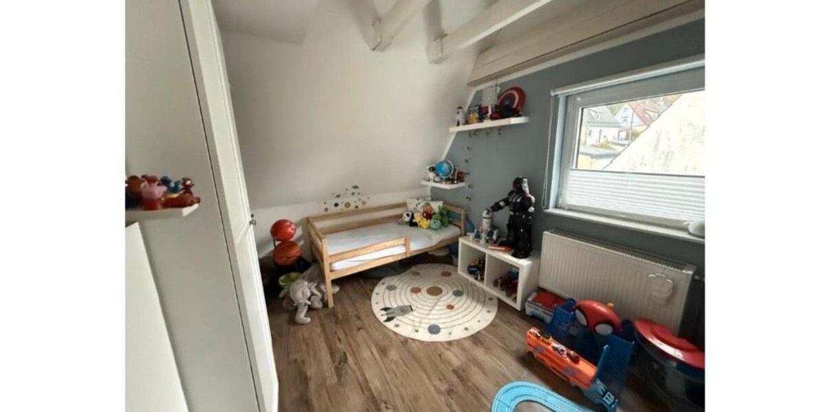 Doppelhaushälfte Remscheid Lüttringhausen - 4 Zimmer, 120 m&sup2;, 300.000&euro; | Angebot:26933727