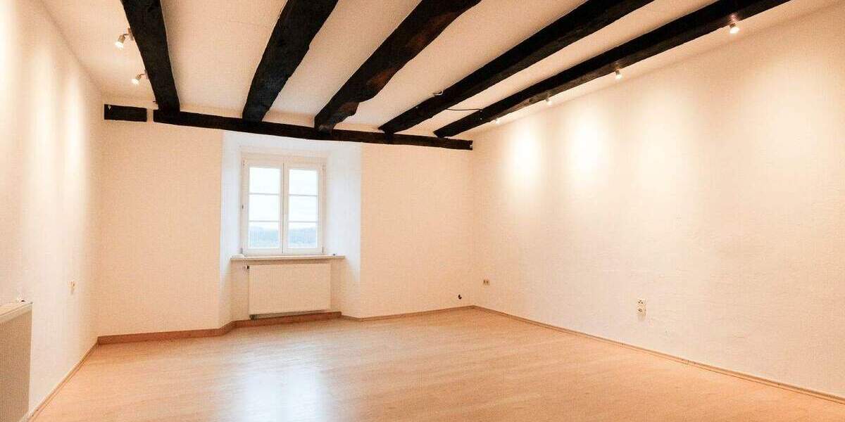Reihenendhaus Lindlar Linde - 6 Zimmer, 225 m&sup2;, 1.900&euro; | Angebot:23880348