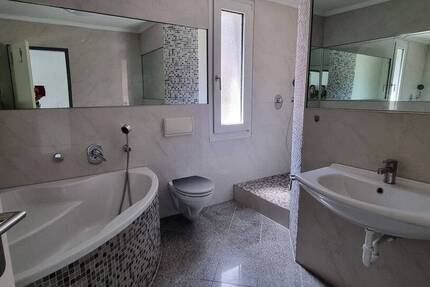 Freistehendes Einfamilienhaus in Leverkusen-Opladen 3 zimmer