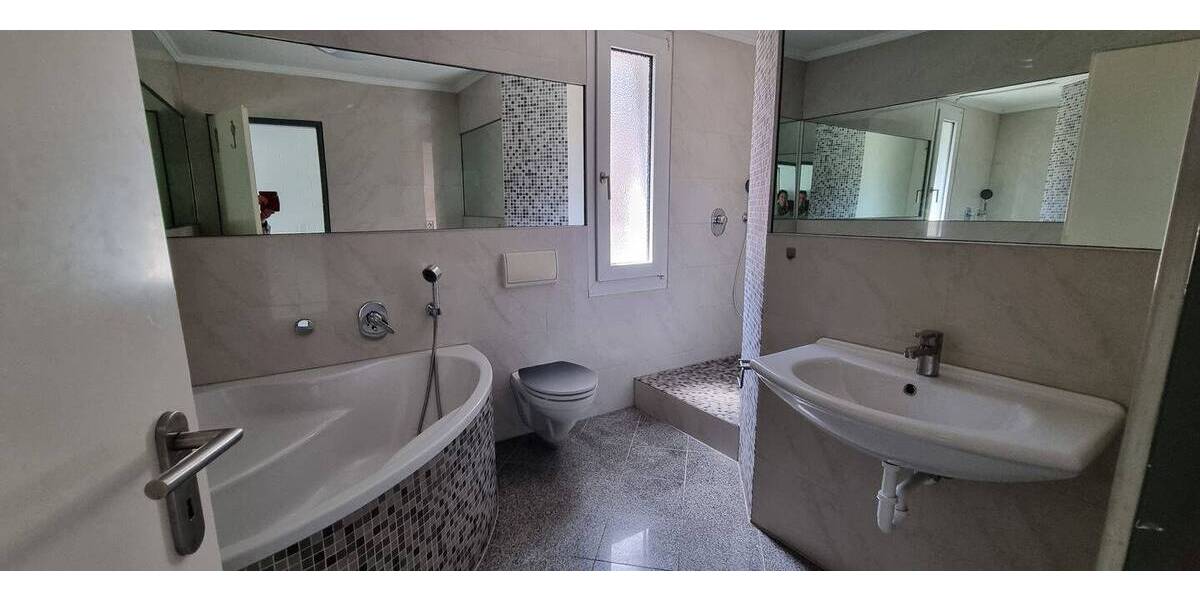 Freistehendes Einfamilienhaus in Leverkusen-Opladen 3 zimmer