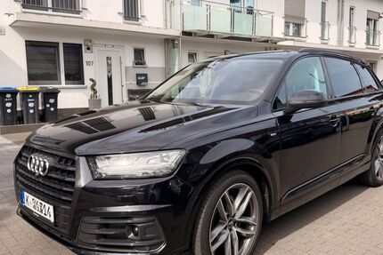 Audi Q7 200.000 km 27.899 &euro; Köln 51109