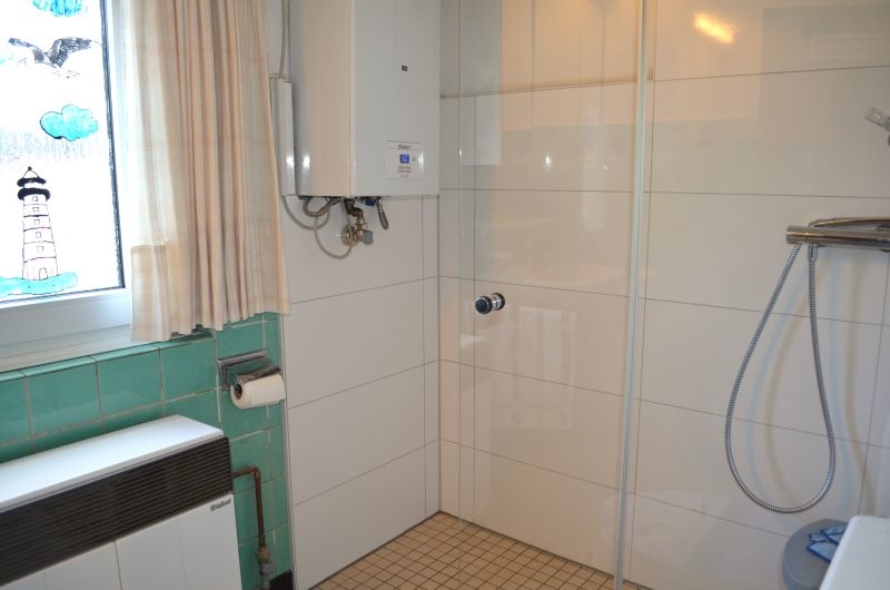 Handwerker aufgepasst: Knusperhäuschen mit Potenzial unmittelbar an Rhein und Wupper gelegen! 6 zimmer