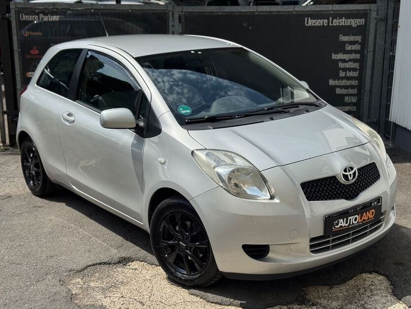 Yaris