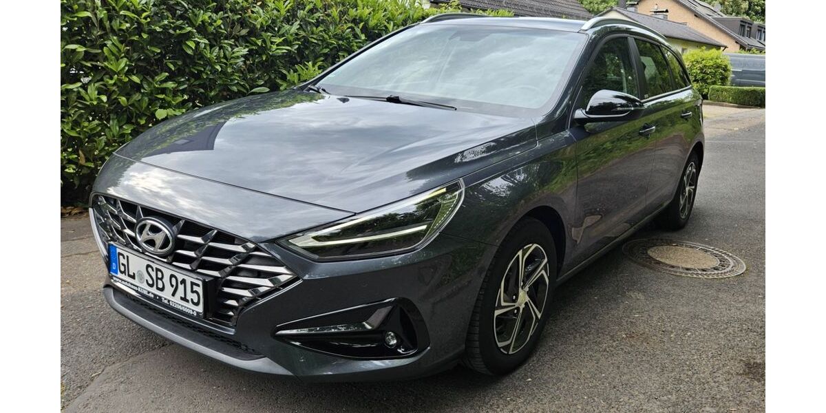 Hyundai i30 93.800 km 12.500 &euro; Odenthal 51519