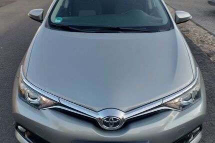 Toyota Auris 180.000 km 8.000 € Erftstadt 50374