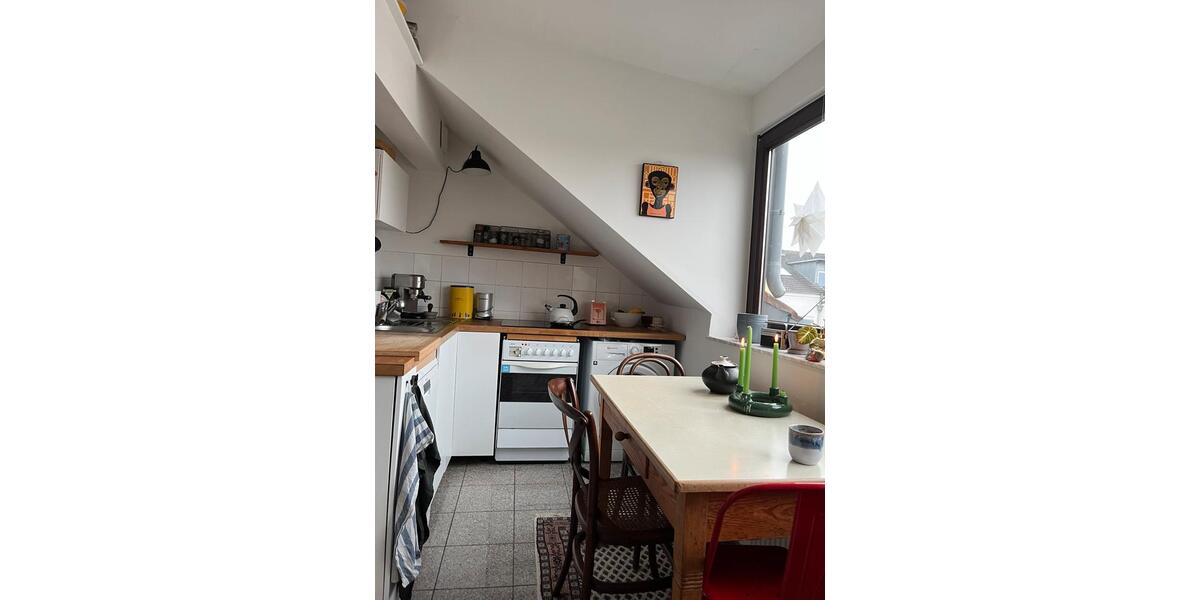 Zwischenmiete: Maisonette Wohnung in Ehrenfeld 2 zimmer