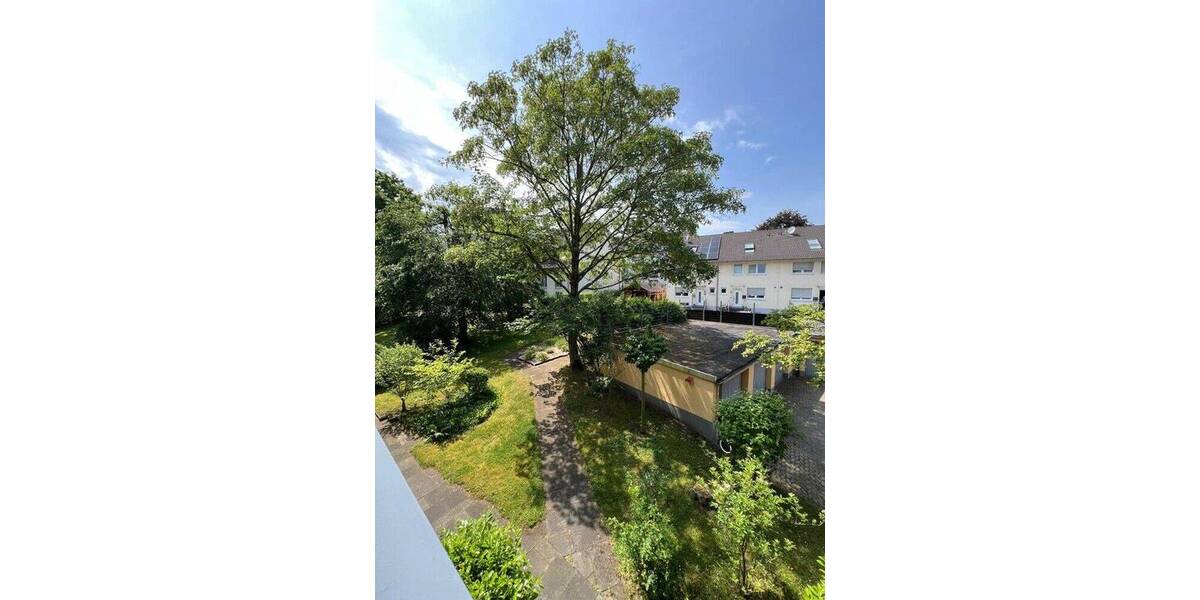 Etagenwohnung Köln Buchheim - 3 Zimmer, 67 m&sup2;, 1.200&euro; | Angebot:26891523