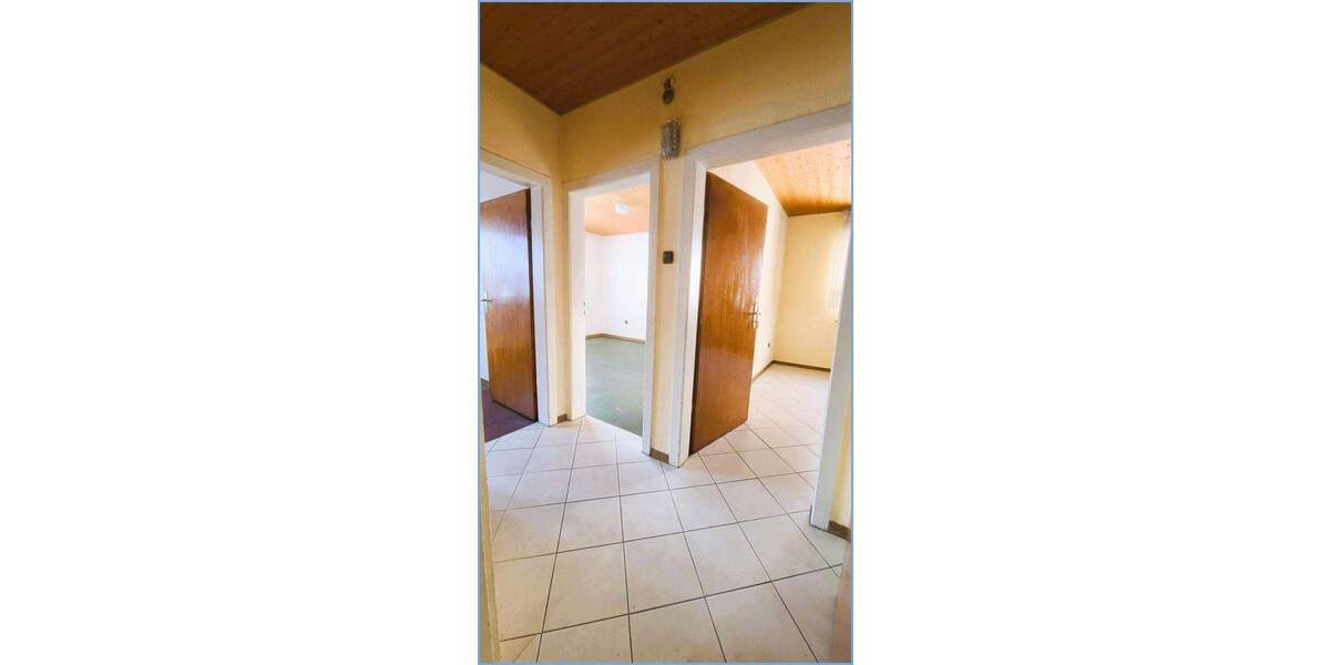 Modernisierungsbedürftiges Ein- bis Zweifamilienhaus auf parkähnlichem Grundstück in Frechen-Bachem 7 zimmer