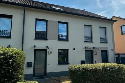 Haus Köln Chorweiler - 5 Zimmer, 141 m&sup2;, 579.000&euro; | Angebot:27297130