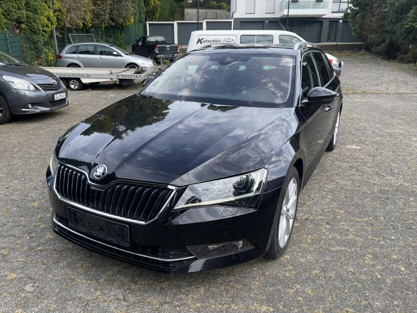 Skoda Superb 132.000 km 20.200 € Wipperfürth 51688