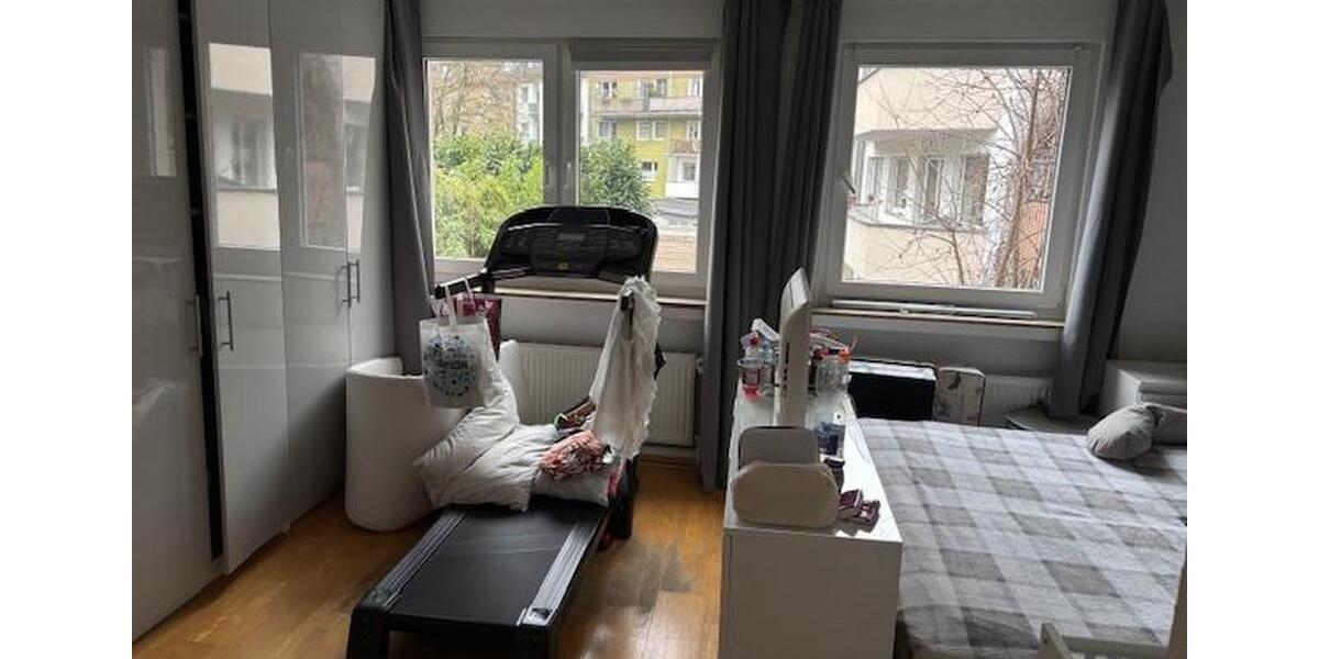 Reihenhaus Köln Innenstadt - 6 Zimmer, 135 m&sup2;, 2.800&euro; | Angebot:25252021