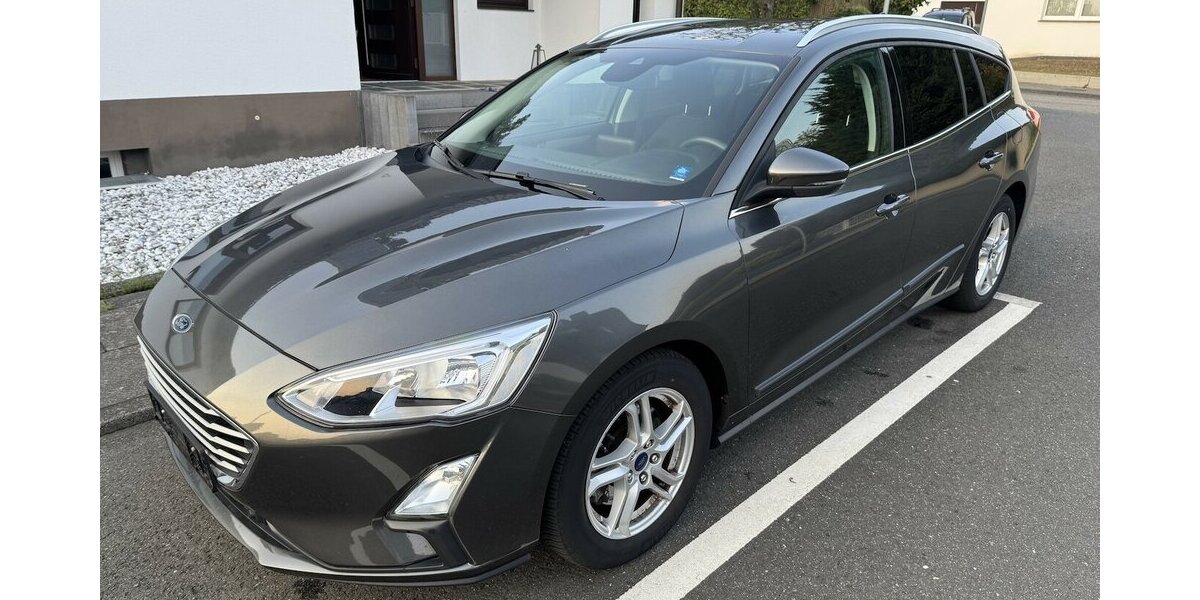Ford Focus Navi+Temp+Sitzh+Spurh+CarPlay+6xServ+1H+E6 93.000 km 11.250 &euro; Erftstadt 50374