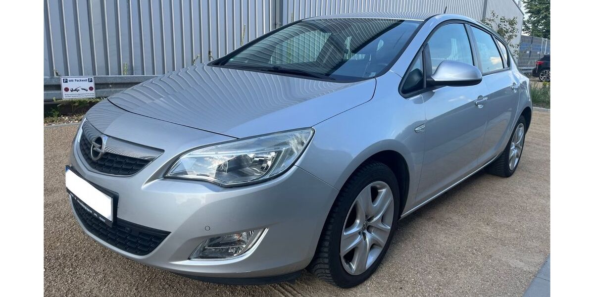 Opel Astra 97.000 km 5.800 &euro; Leverkusen 51371