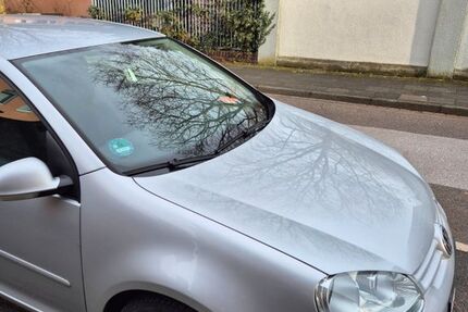 VW Golf 212.000 km 1.999 &euro; Leverkusen 51373
