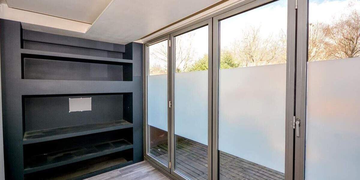 Wohn- und Geschäftshaus in zentraler Lage von Wesseling (bezugsfrei) 4 zimmer