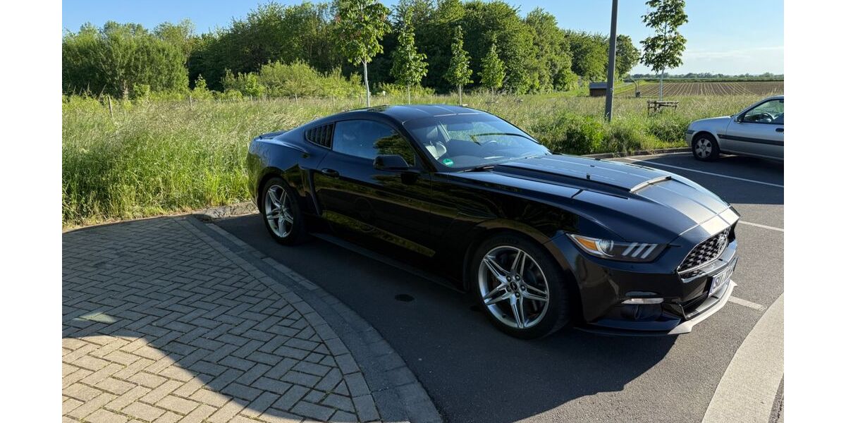 Ford Mustang 65.955 km 22.900 &euro; Troisdorf 53844