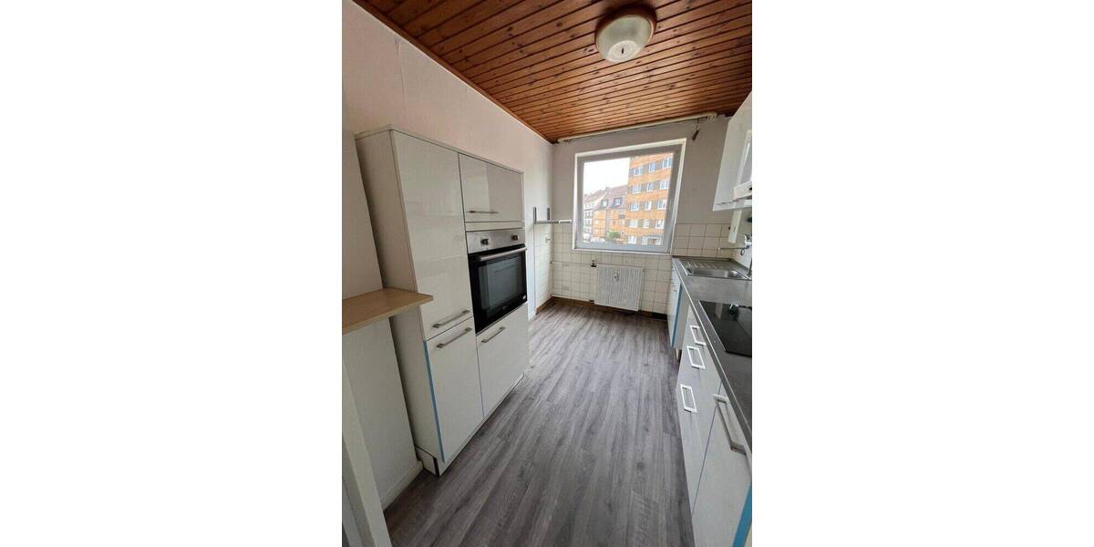Etagenwohnung Köln Buchheim - 3 Zimmer, 67 m&sup2;, 1.200&euro; | Angebot:26891523