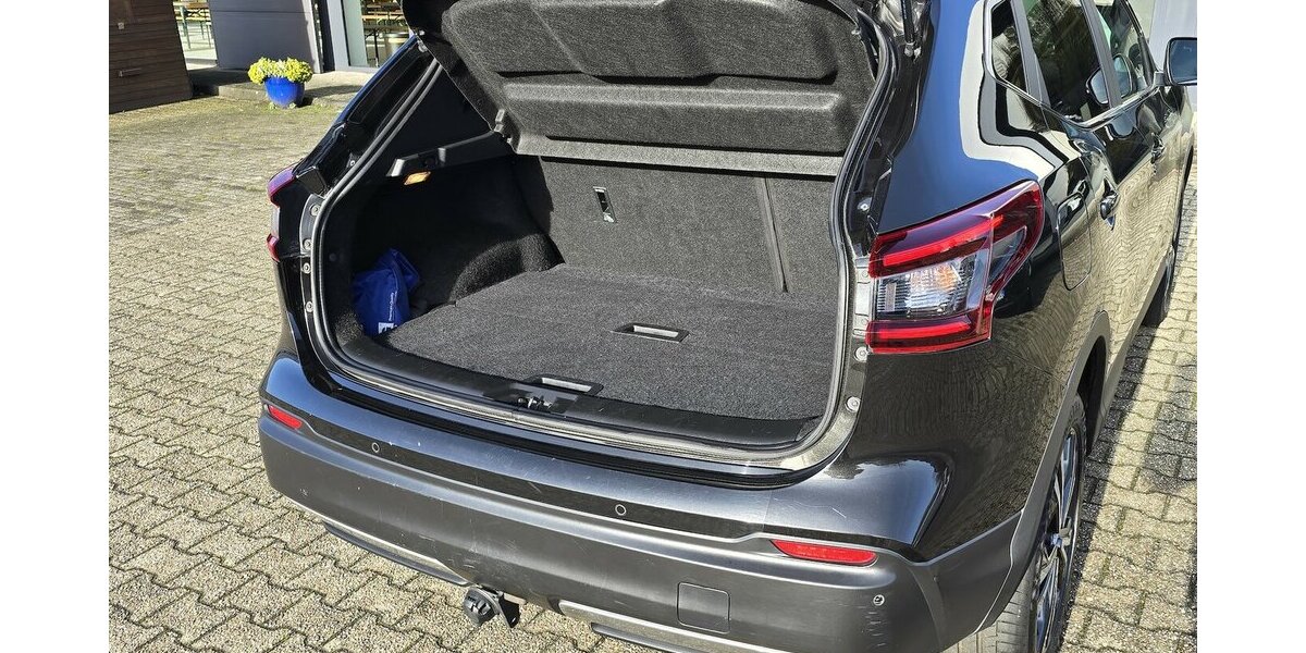 Nissan Qashqai N-Connecta Automatik|AHK|Winterpaket|LED 79.663 km 18.450 &euro; Wermelskirchen 42929