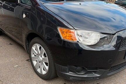 Mitsubishi Colt 34.500 km 5.300 &euro; Neuss 41462