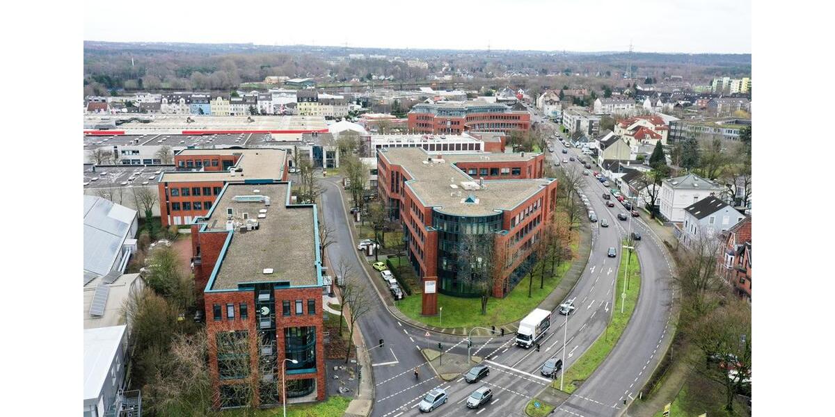 Renovierte Lager in Hilden: Ab sofort ideal für Ihr Business zimmer