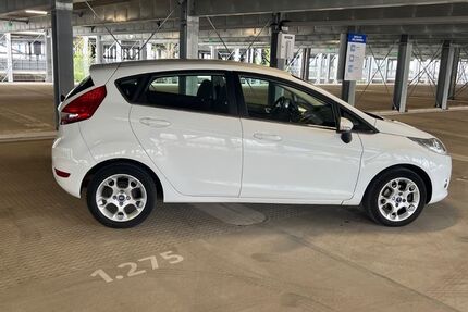 Ford Fiesta 85.903 km 5.200 &euro; Monheim 40789
