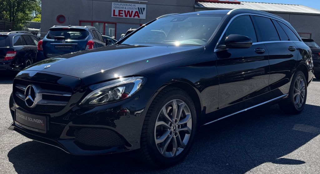 Mercedes-Benz C 250 116.500 km 17.690 &euro; Solingen 42653