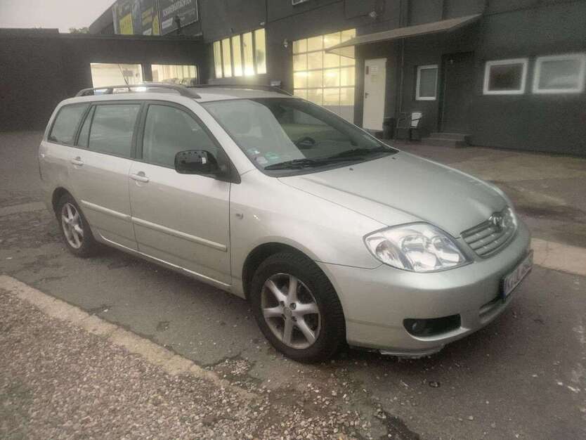 Toyota Corolla 109.000 km 4.995 € Köln 51107