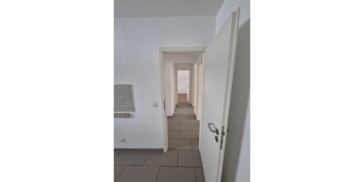 Etagenwohnung Remscheid Reinshagen - 3 Zimmer, 74 m&sup2;, 600&euro; | Angebot:25882178